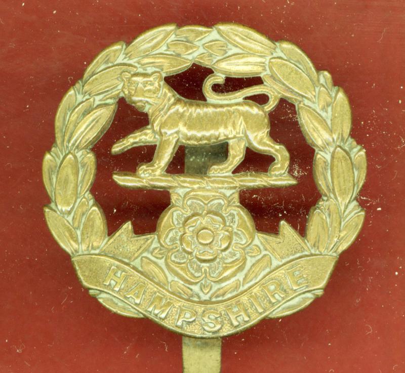 The Hampshire Regiment WW1 economy issue cap badge