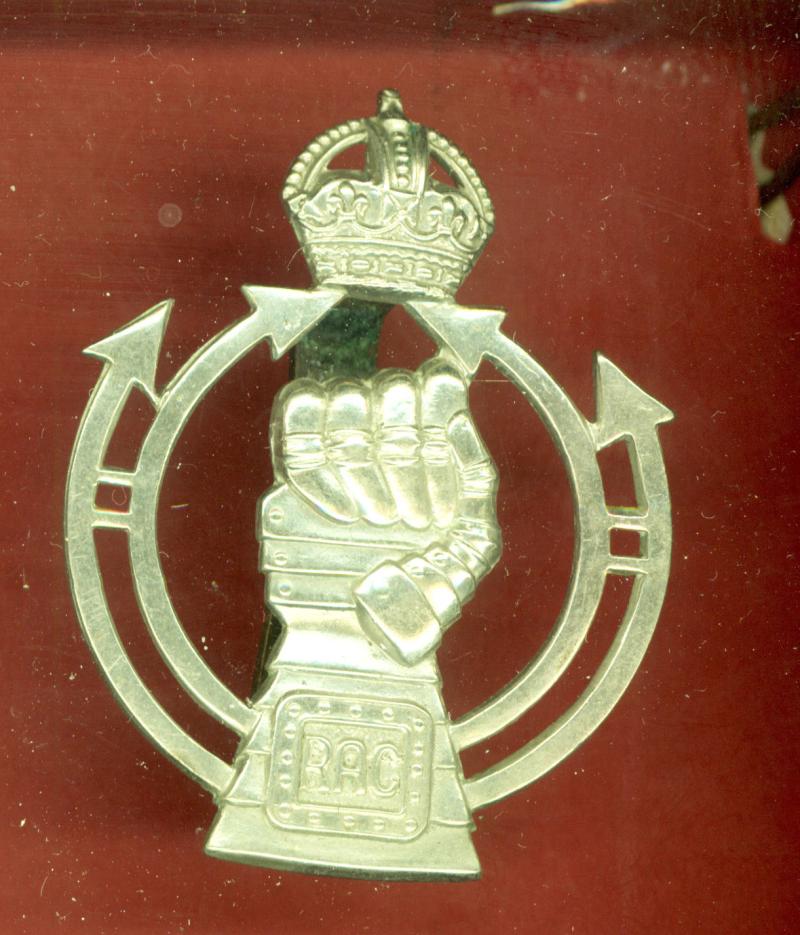 Royal Armoured Corps WW2 metal beret badge