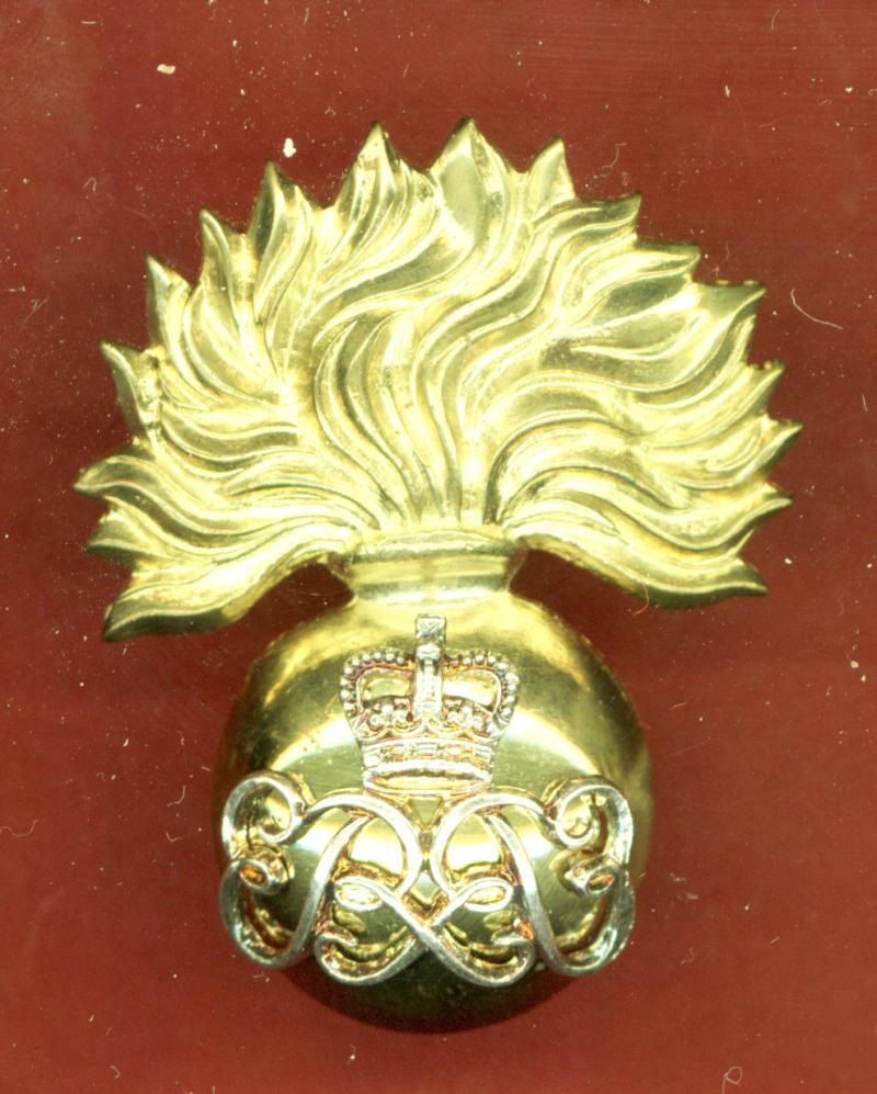 Grenadier Guards EIIR WO's cap badge