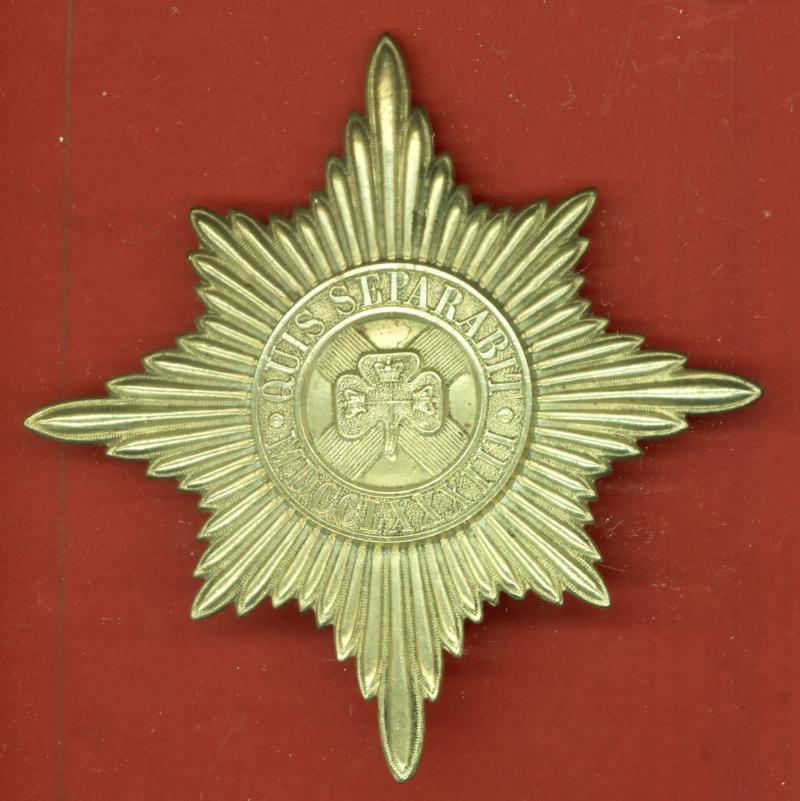 Irish Guards Pipers caubeen badge