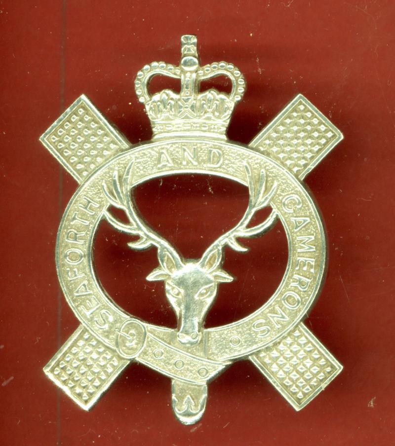 Scottish Queen's Own Highlanders Piper's H/M silver glengarry badge