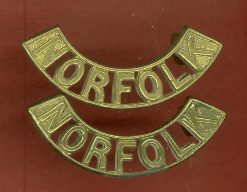 NORFOLK Officer's shoulder titles