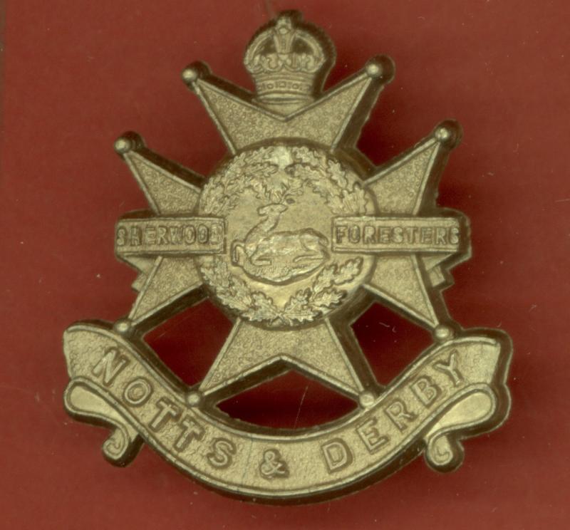 Sherwood Foresters (Notts & Derby) WW2 plastic economy cap badge