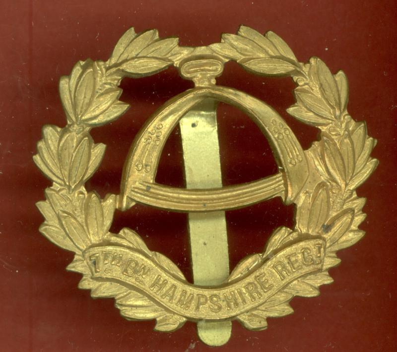 7th Bn. Hampshire Regiment OR's cap badge