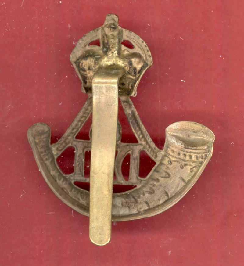 Durham Light Infantry WW1 brass economy cap badge