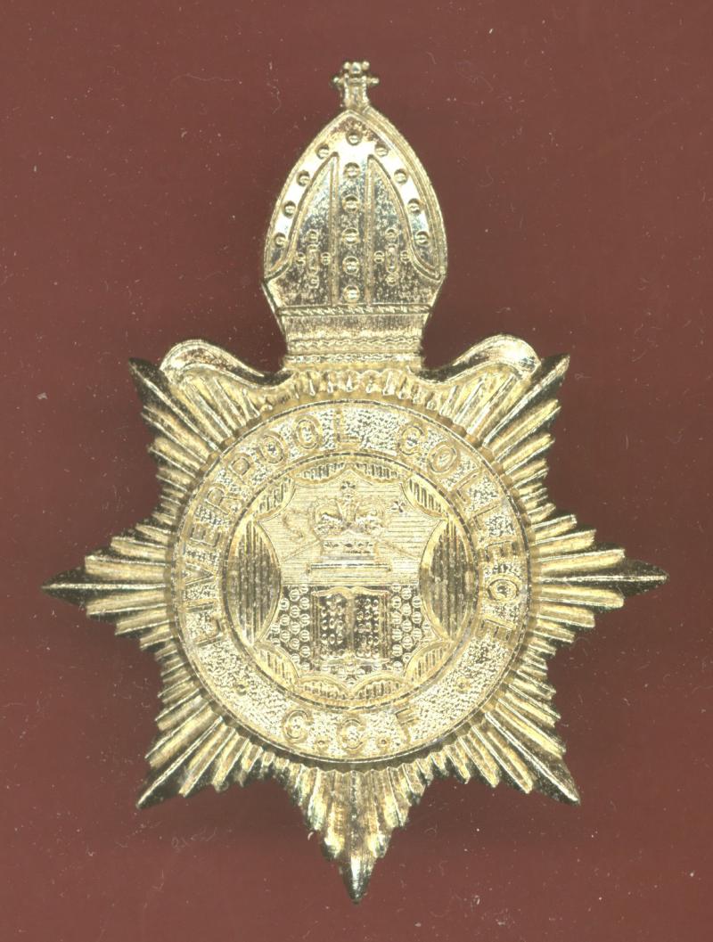 Liverpool College C.C.F. staybright cap badge