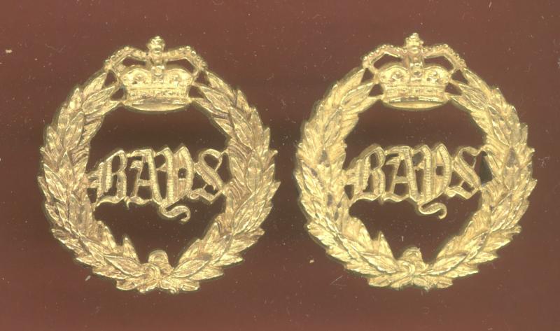 2nd Dragoon Guards ,The Queens Bays Victorian Officer's collar badges