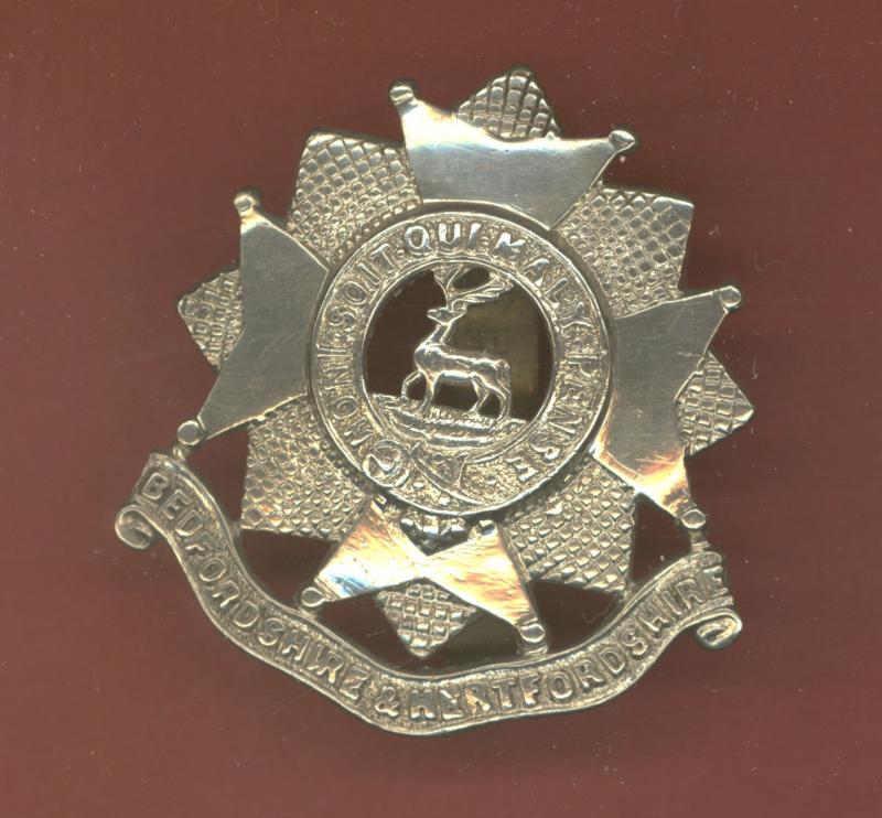 Bedfordshire & Hertfordshire Regiment OR's cap badge