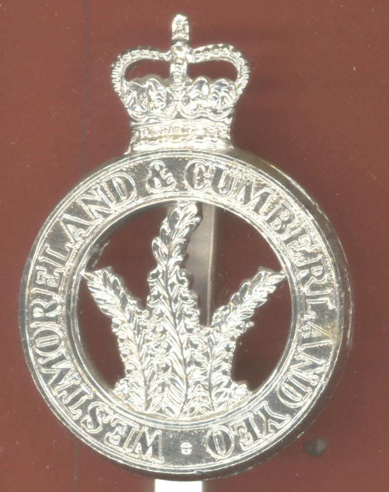 Westmoreland & Cumberland Yeomanry staybright cap badge