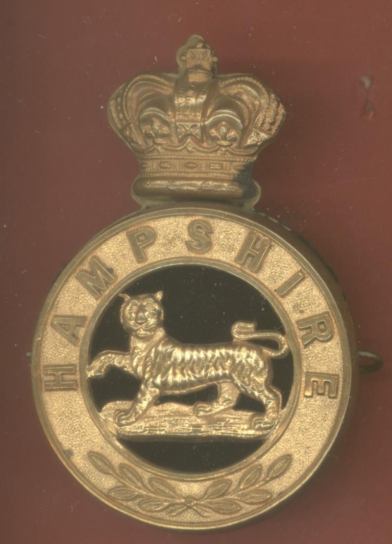 The Hampshire Regiment Victorian OR’s brass glengarry badge