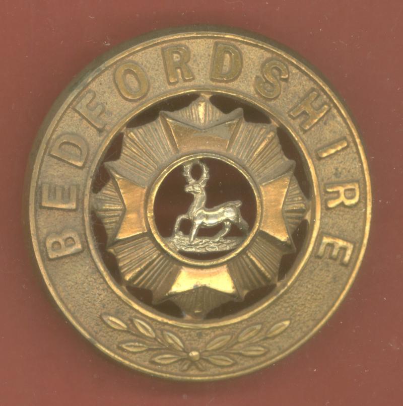 The Bedfordshire Regiment Victorian helmet plate centre