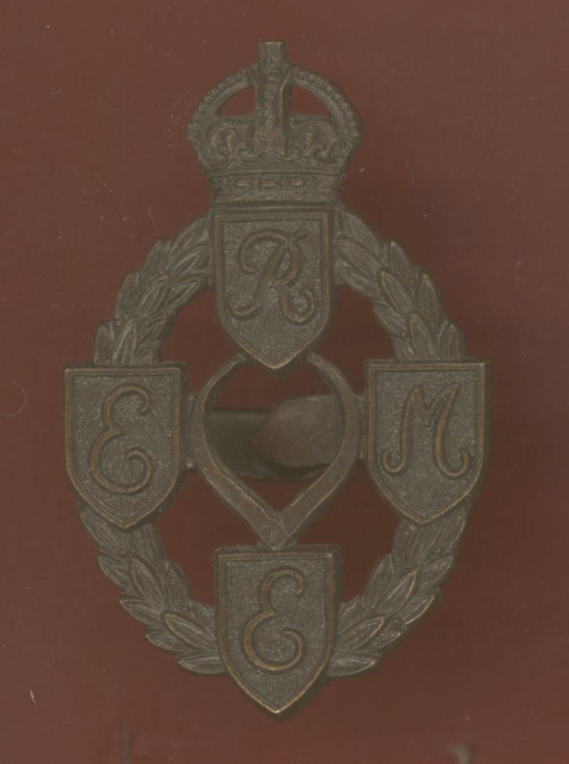 Royal Electrical Mechanical Engineers WW2 Officer's OSD cap badge