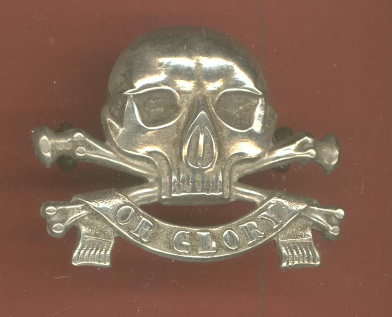 17th Lancers Motto sidecap badge