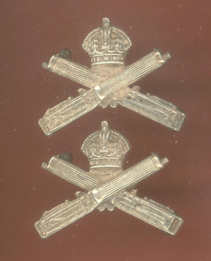 WW1 Machine Gun Corps Officer's H/M silver collar badges