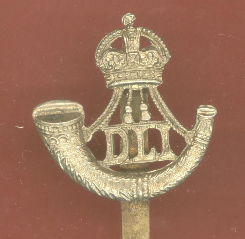 Durham Light Infantry OR's king's crown beret badge