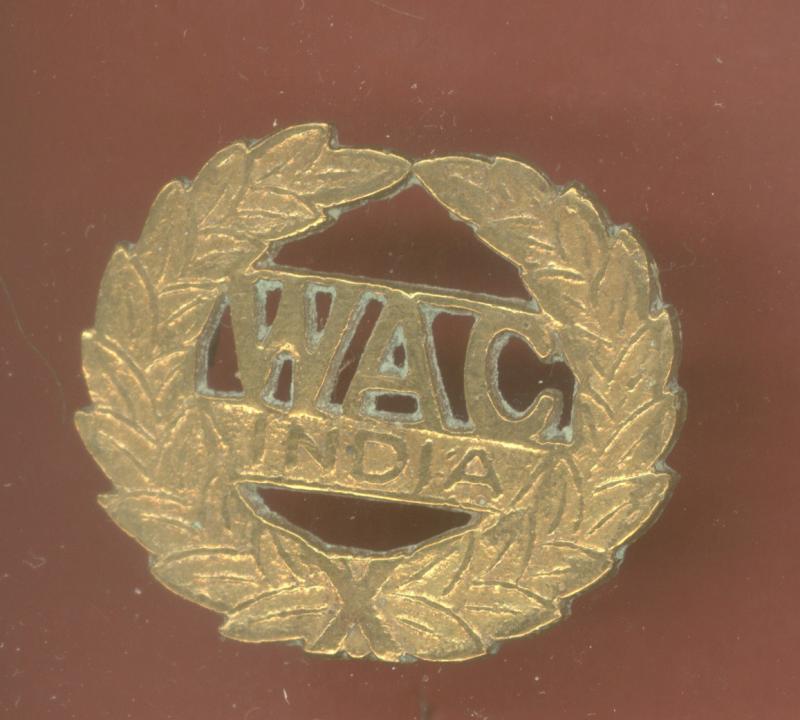 Women's  Auxiliary Corps (India) WW1 cap badge