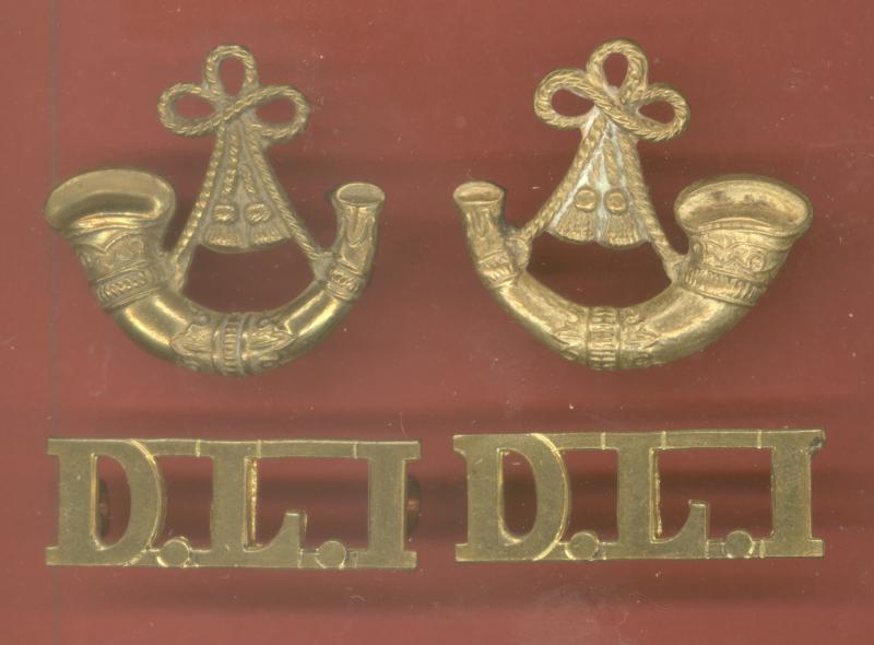 Bugle / D.L.I. brass  shoulder titles