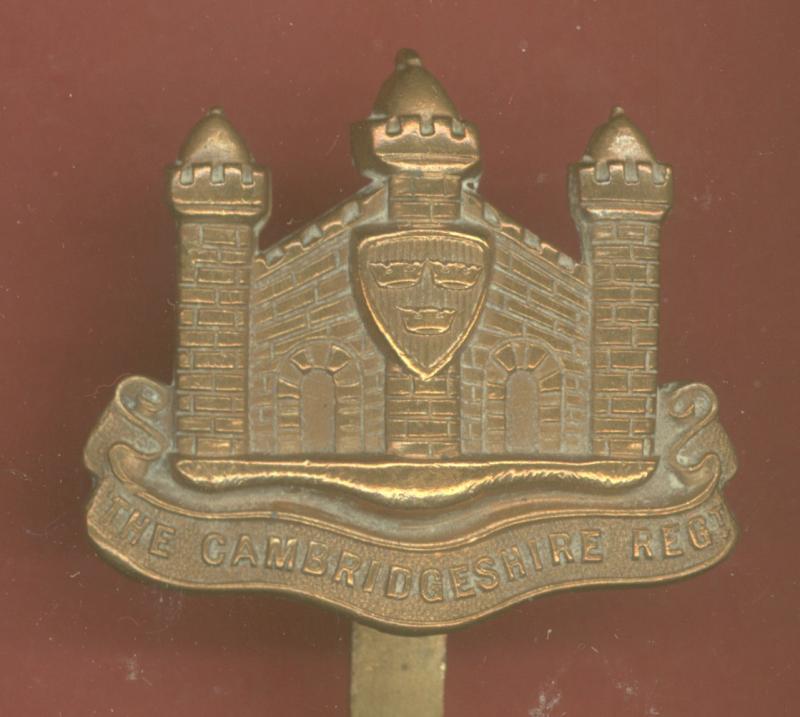 Cambridgeshire Regiment WW1 brass economy cap badge