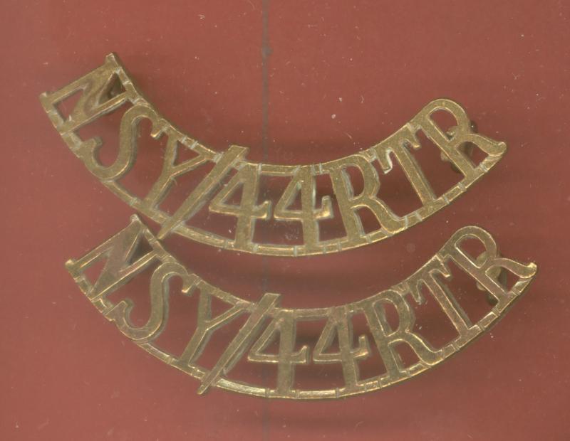 N. S. Y. / 44 R.T.R. brass shoulder titles