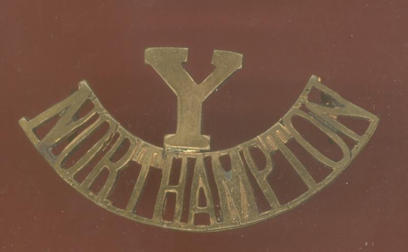 Y / NORTHAMPTON Northamptonshire Yeomanry shoulder title