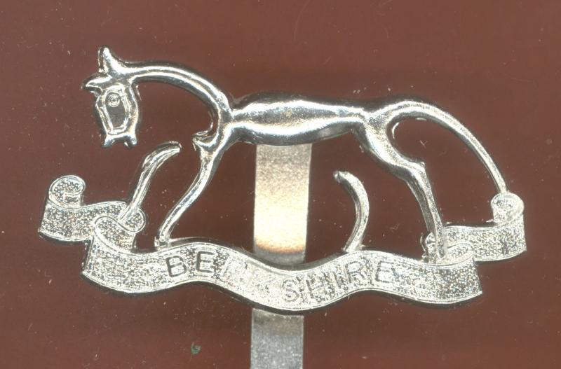 The Berkshire Yeomanry staybright cap badge