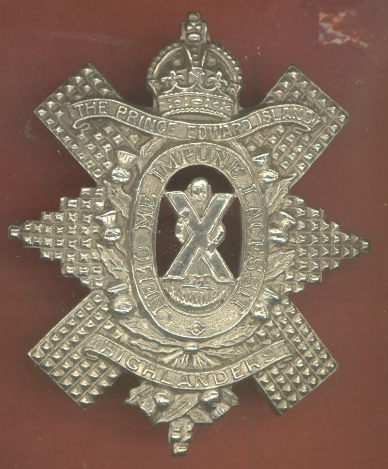 Canadian Prince Edward Island Highlanders glengarry badge