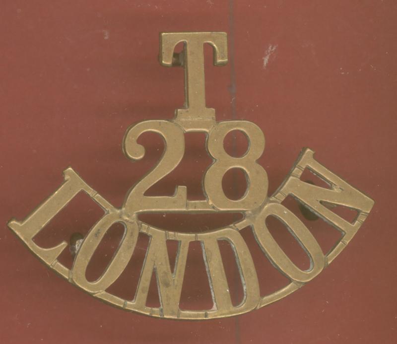 T / 28 / LONDON WW1 shoulder title