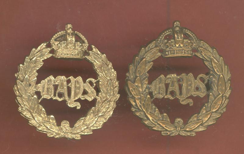 2nd Dragoon Guards ,The Queens Bays WW1 OR's collar badges