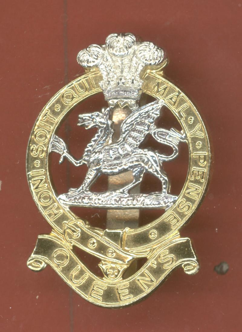 The Queen's  Regiment staybright cap badge