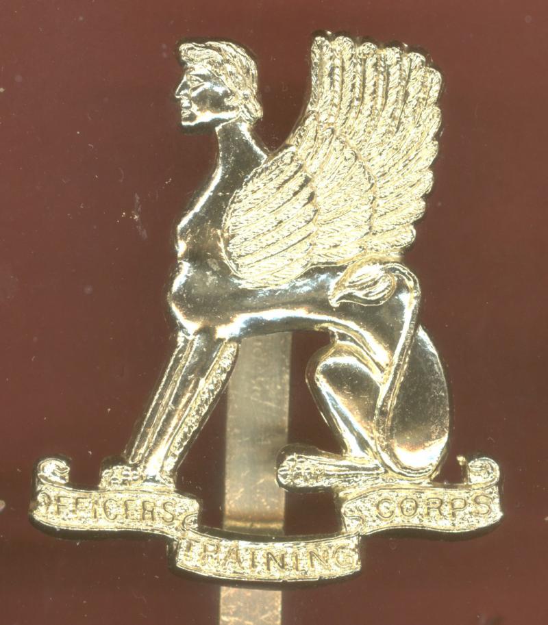 Leeds University O.T.C. staybright cap badge