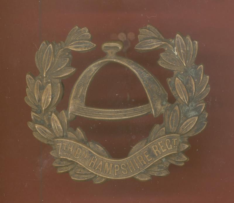 7th Bn. Hampshire Regiment OR's cap badge