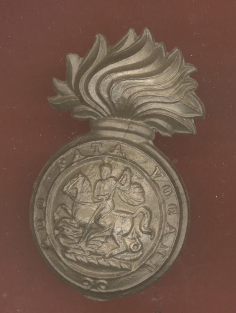 Royal Northumberland Fusiliers WW2 plastic economy cap badge