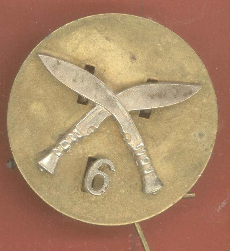 6th Gurkha Rifles cap badge