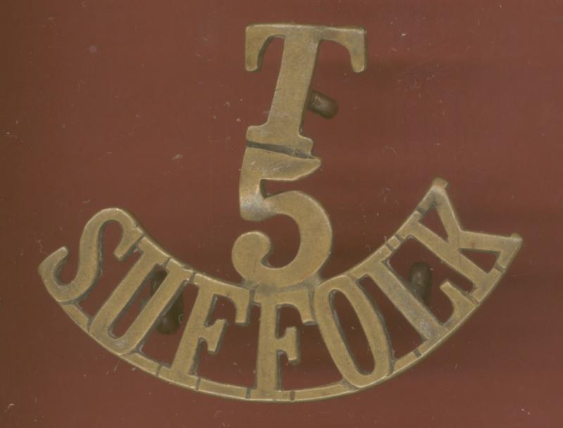 T / 5 / SUFFOLK WW1 shoulder title
