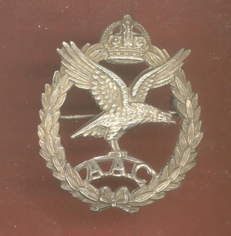 Army Air Corps WW2 Officers H/M silver beret badge