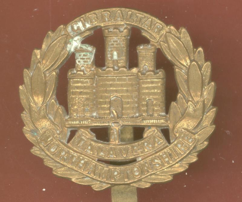 Northamptonshire Regiment WW1 economy issue OR's cap badge