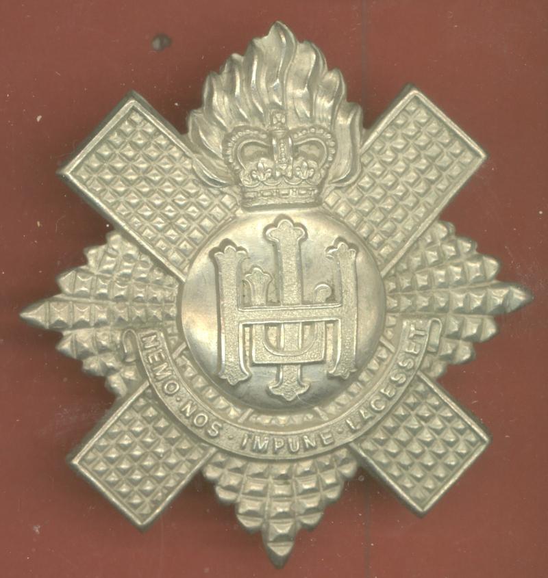 Scottish Royal Highland Fusiliers Pipers glengarry badge