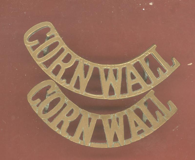 CORNWALL  Duke of Cornwall's Light Infantry shoulder titles