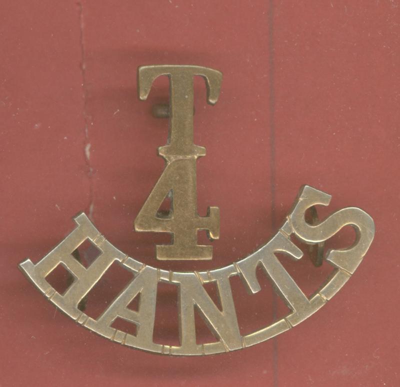 T / 4 / / HANTS WW1 shoulder title