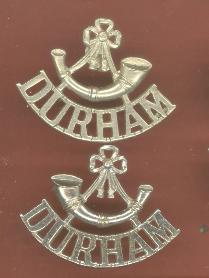 Bugle / DURHAM shoulder titles