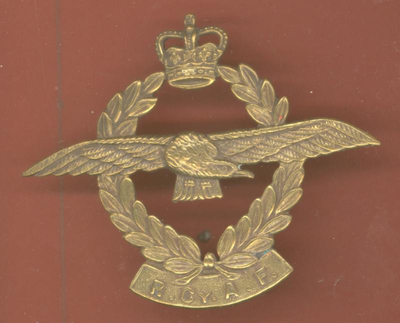 Royal Ceylon Air Force Cap Badge