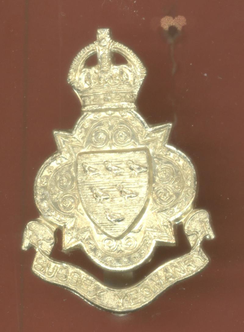 The Sussex Yeomanry King's Crown staybright cap badge