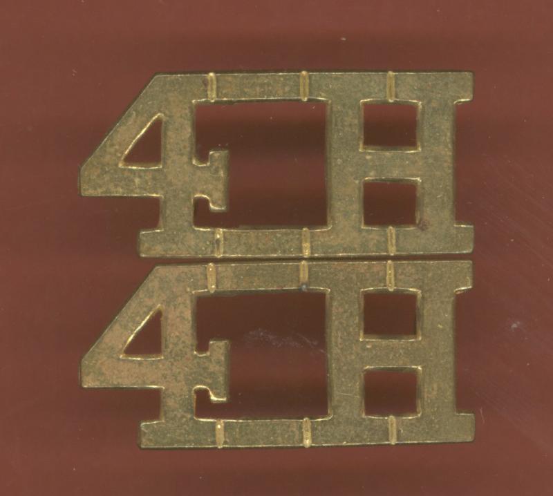 4 H 4th Queen's Own Hussars shoulder titles
