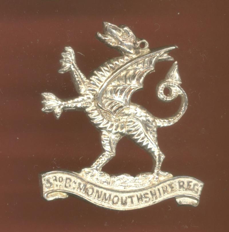 Welsh. 3rd Bn. Monmouthshire Regiment Officer cap badge