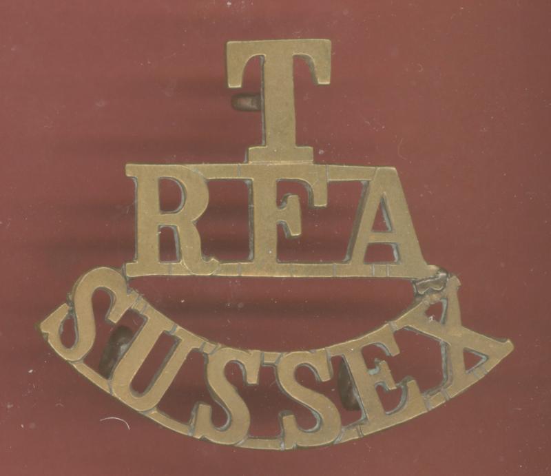 T / RFA / SUSSEX WW1 shoulder title