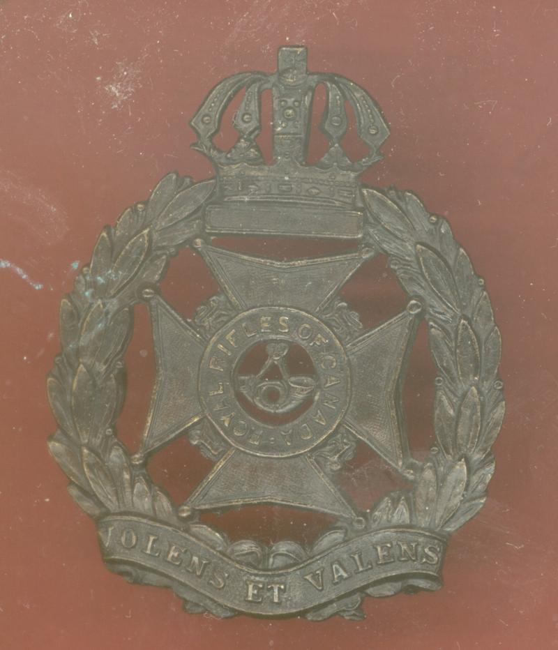 Canadian Royal Rifles of Canada cap badge