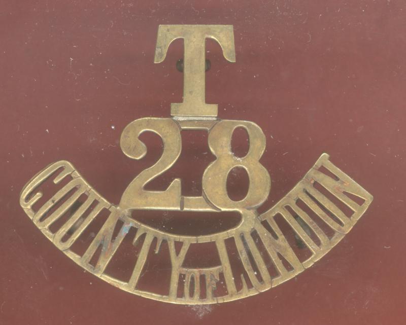 T / 28 / COUNTY OF LONDON Artist Rifles shoulder title