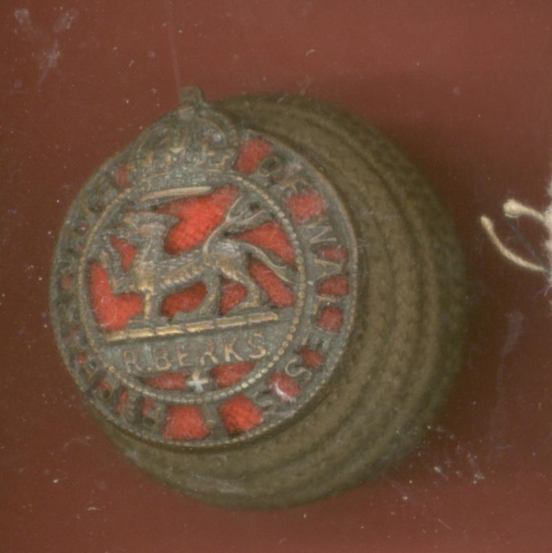 Royal Berkshire Regt. Princess Charlotte of Wales's Officer's boss badge